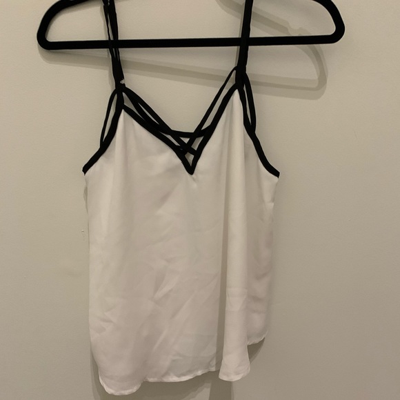 Brandy Melville Tops - Brandy Melville Fianna tank in black and white